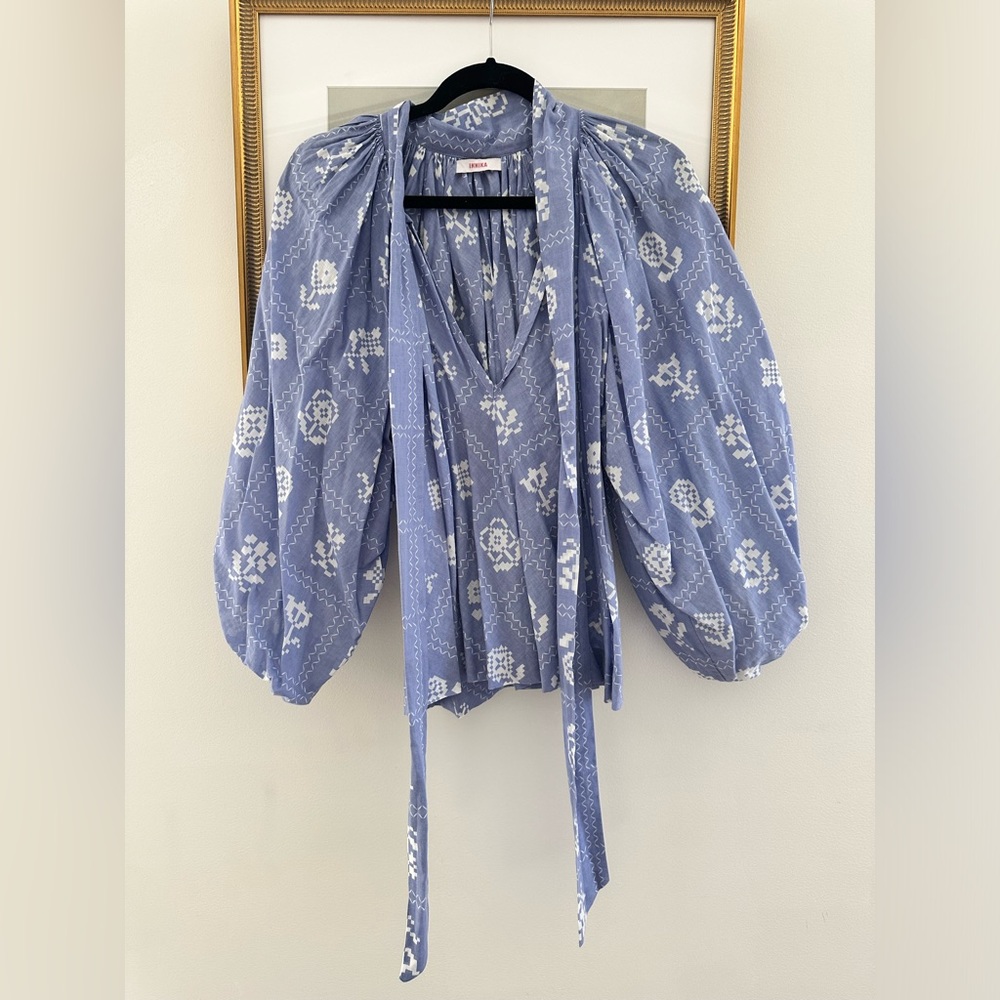 INNIKA CHOO self-tie neck bow smock blouse- “thistle”, xs/s